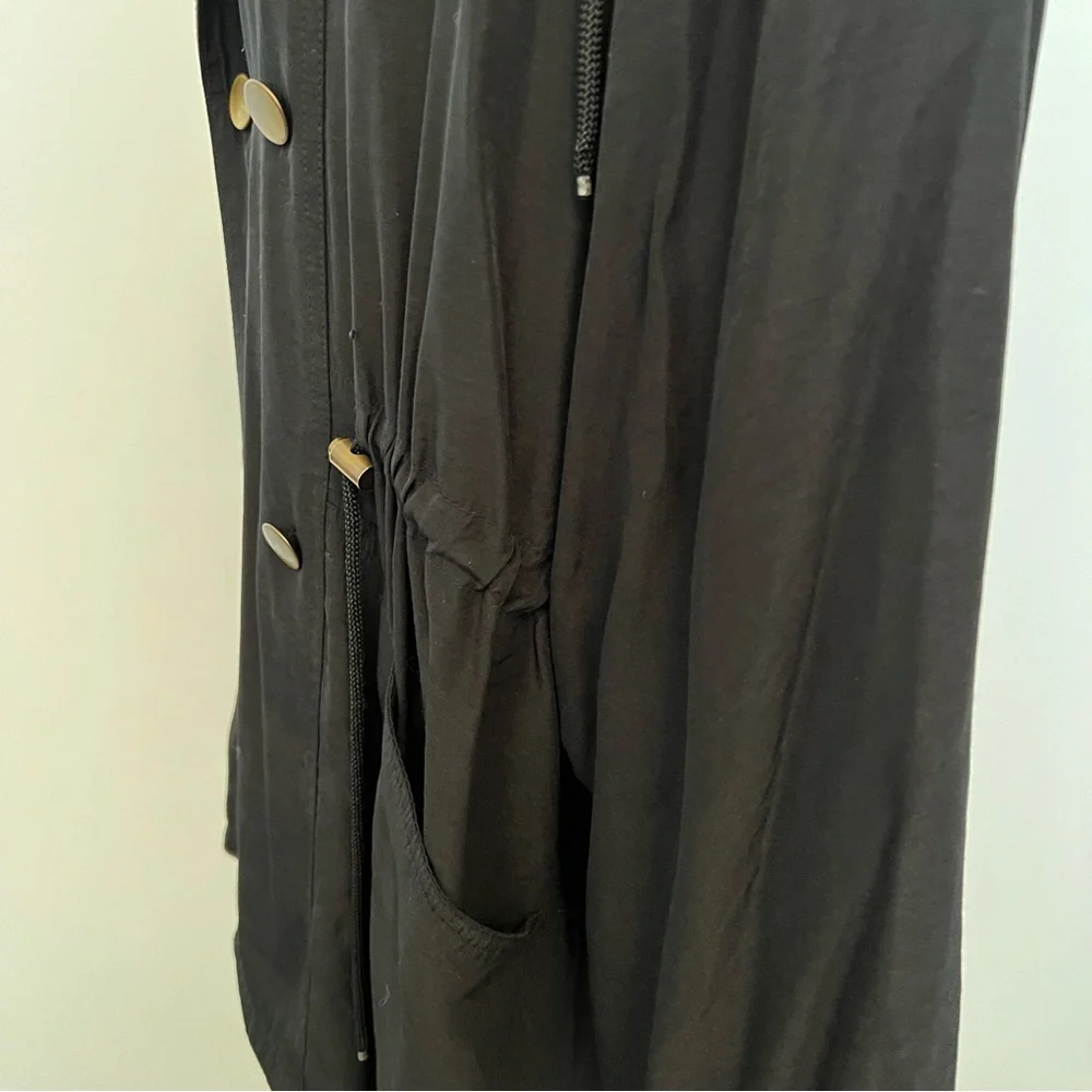 L Gallery black jacket - Picture 10 of 15